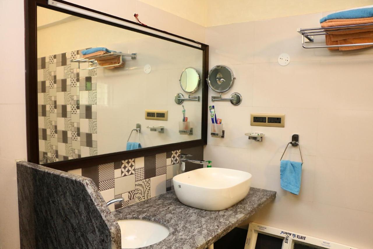 فيلا Penthouse 2Bhk With Bathtub And Terrace بونديتْشيري المظهر الخارجي الصورة